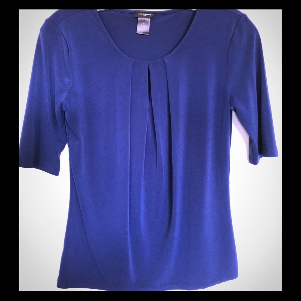 Ann Taylor blue T-shirt